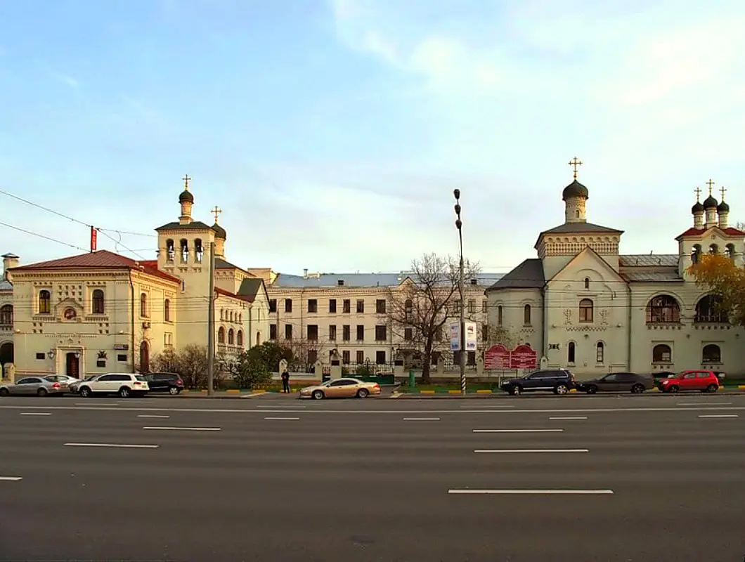 bolnicza-svyatitelya-aleksiya.jpg