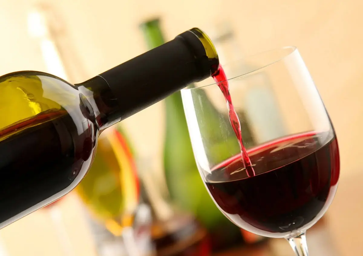 vino-i-peptidy.jpg