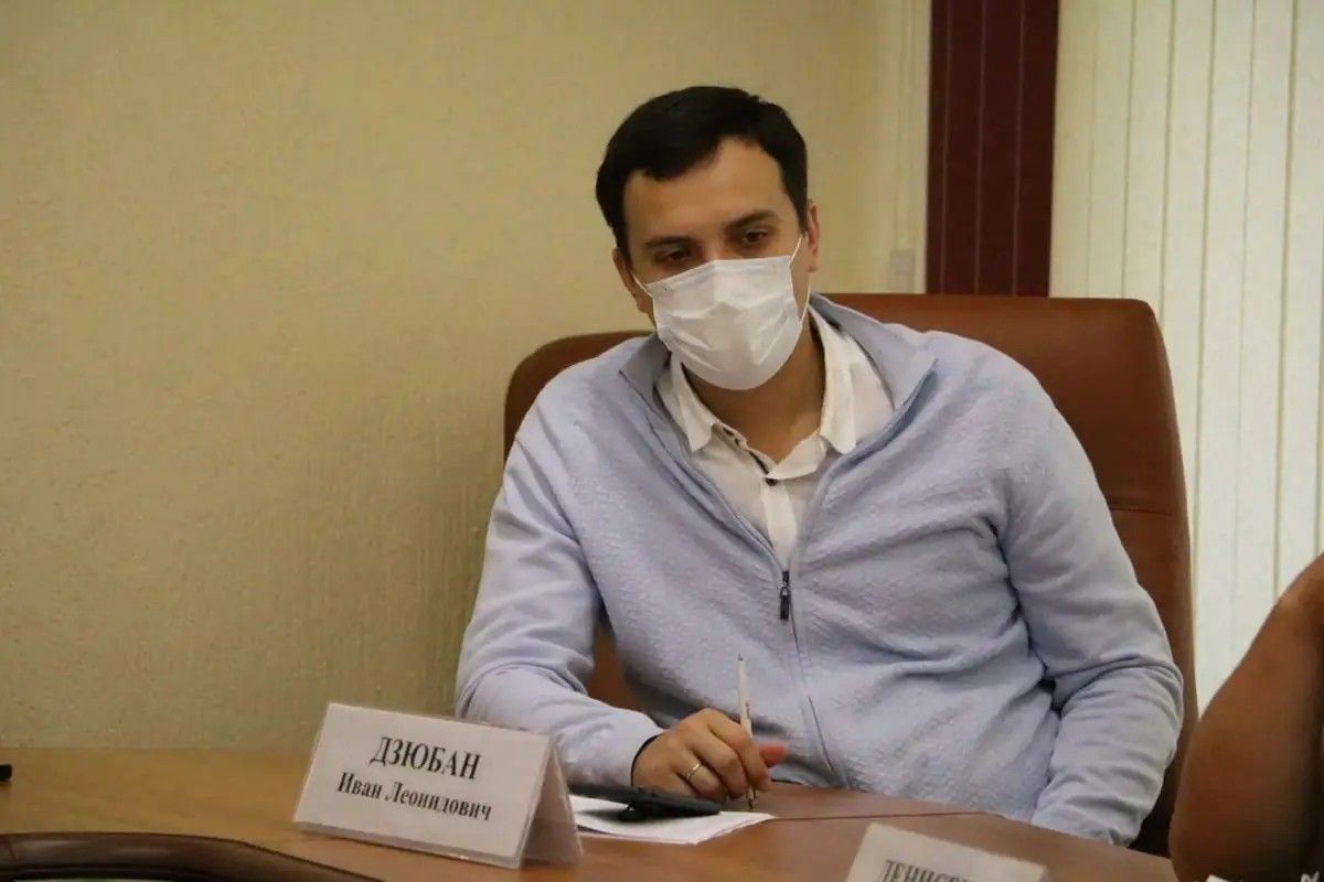 ivan-dzyuban-rukovoditel-frakczii-edinaya-rossiya.jpg