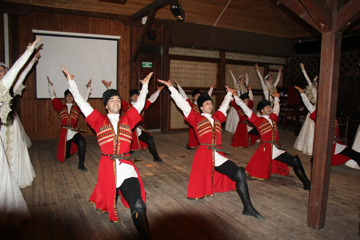 ansambl-molodost-dagestana.jpg