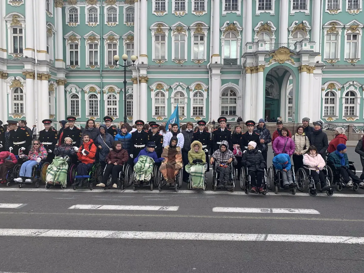 v-peterburge-prozhivayut-bolee-566-tysyach-invalidov.jpg