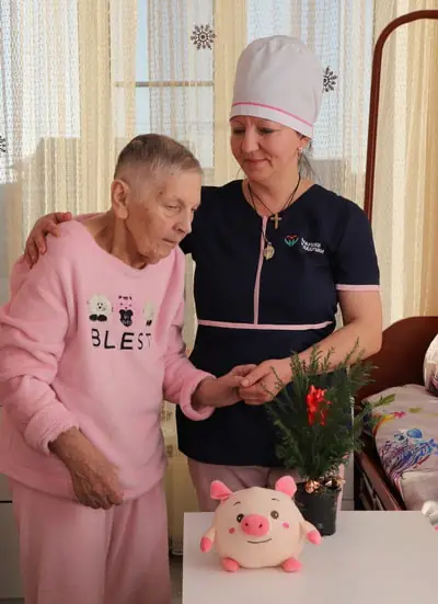 уход за пожилыми людьми с деменцией